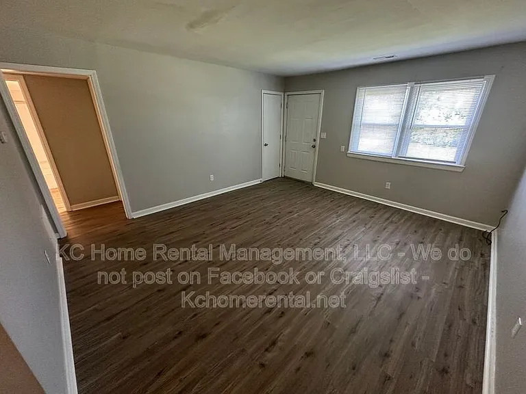 13428 Spring St #7 — Photo 6