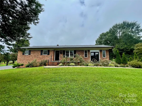 3060 Harmony St, Connelly Springs, NC 28612