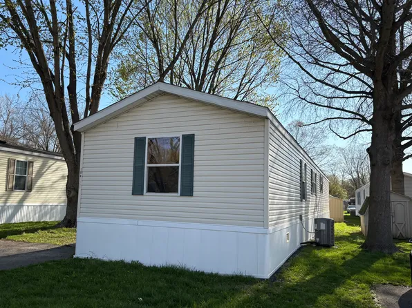 1527 Everest Dr #8458, Indianapolis, IN 46234