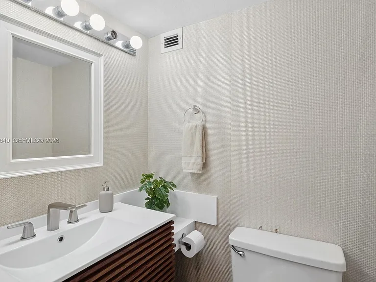 1020 Meridian Ave #403 — Photo 10