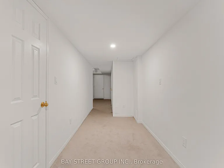 86 Ness Dr — Photo 31