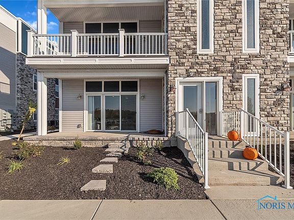 3rd image of 2733 S Harbor Bay Dr #1131