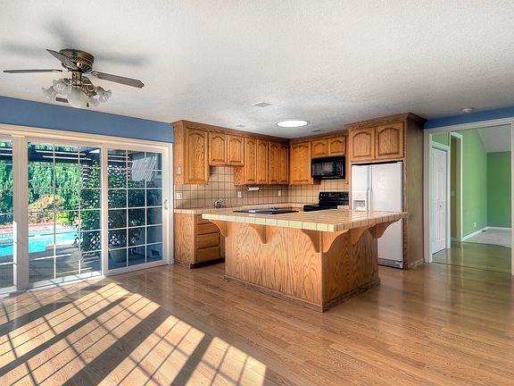 4th image of 4369 Monet Pl