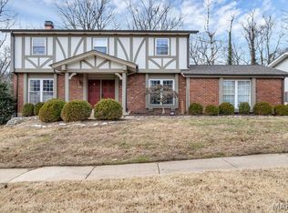 1275 Kennebec Rd, Chesterfield, MO 63017