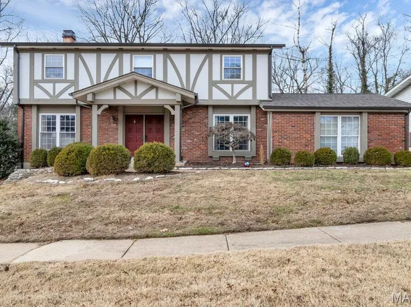 1275 Kennebec Rd, Chesterfield, MO 63017