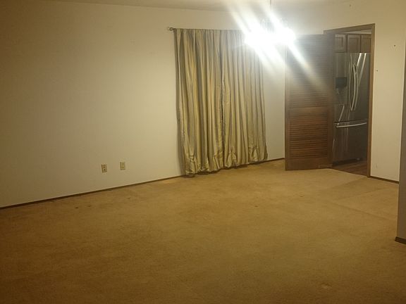 3rd image of 10237 La Paz Dr NW