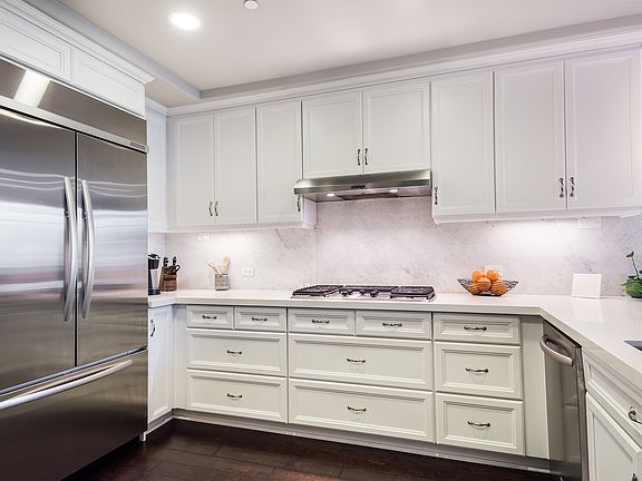 5th image of 6241 Crescent Park W Unit 208
