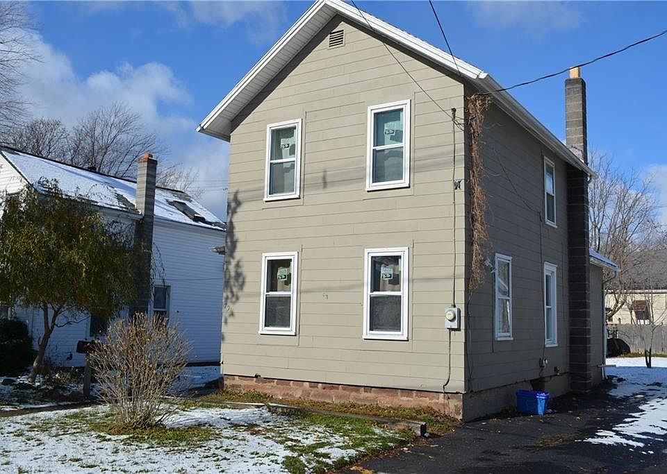 1st image of 79 Fair St