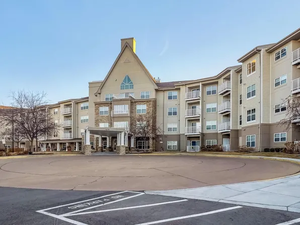 5650 Boone Ave N APT 416, New Hope, MN 55428