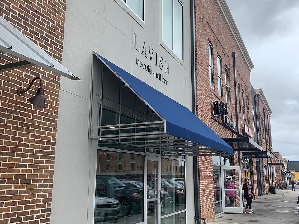 1st image of 3002 Hardy St #209