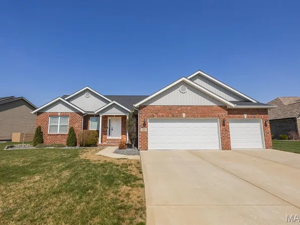 260 Emerald Way W, Granite City, IL 62040