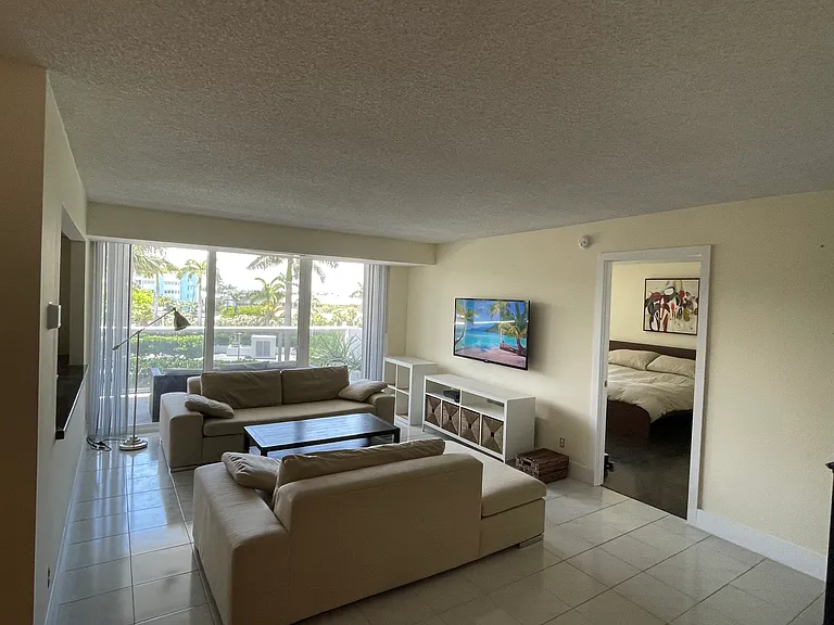 2841 N Ocean Blvd #403 — Photo 24