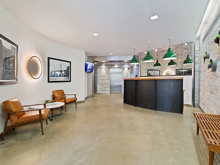133 Water St #4C — Photo 8