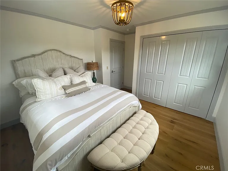 2575 Park St — Photo 10