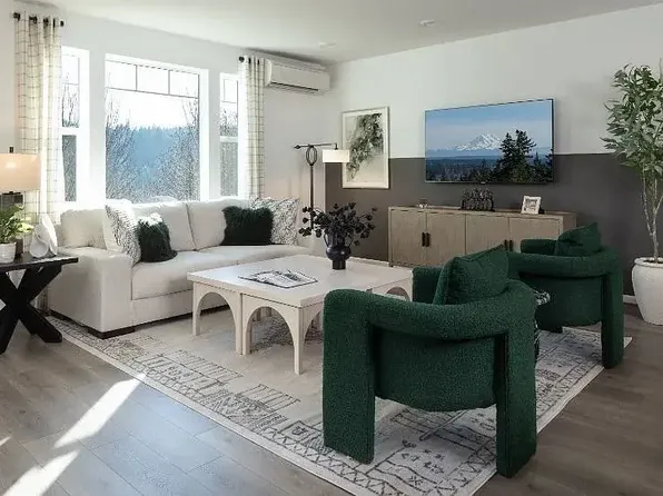 19273 NE 69th Cir #101, Redmond, WA 98052