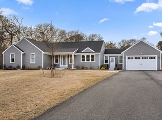 10 Whispering Pines Rd, Teaticket, MA 02536