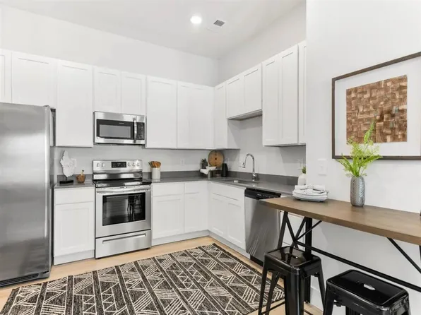 Bay Pointe at Summerville