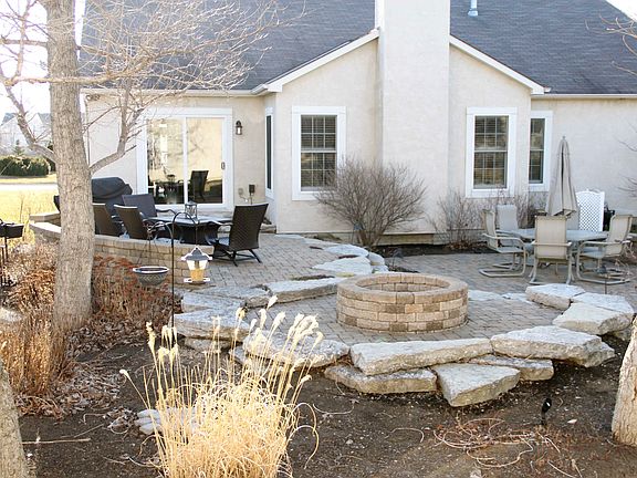 2nd image of 8142 Shannon Glen Blvd