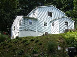 447 Woodlawn Ave, Verona, PA