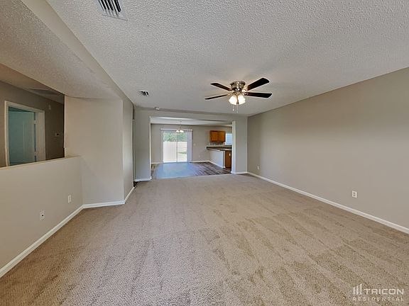 4th image of 7080 Beekman Lake Dr