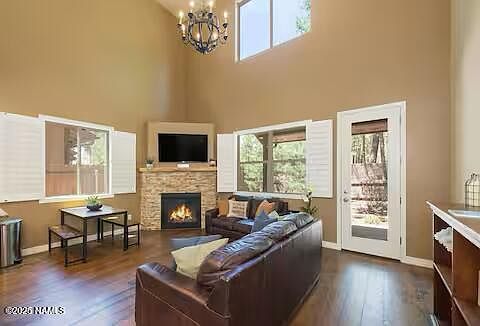 4th image of 2860 W Pico Del Monte Cir
