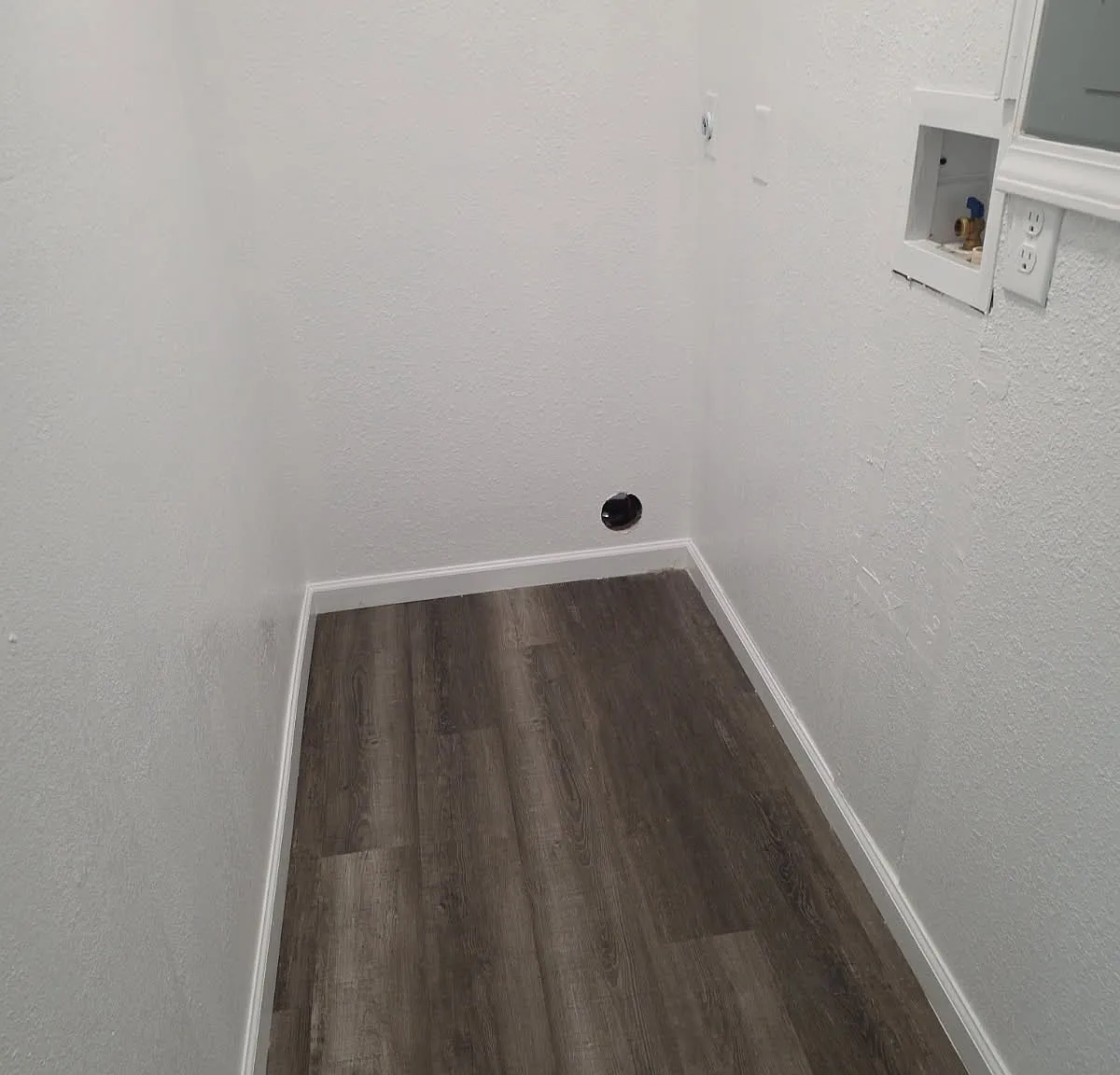 1 bed, 500 sqft, $1,200 — Photo 1