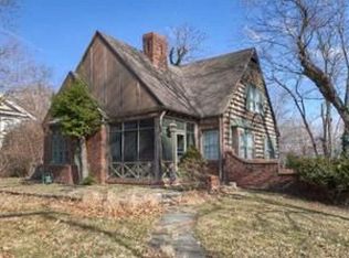 5421 Wornall Rd, Kansas City, MO 64112