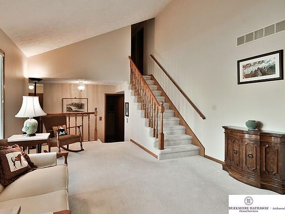 5th image of 12808 S 38th St