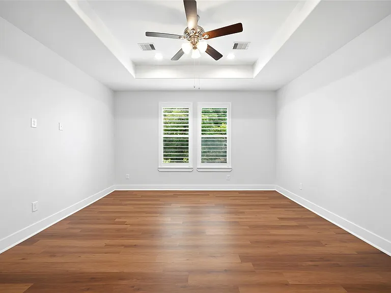 2125 Paul Quinn St — Photo 17