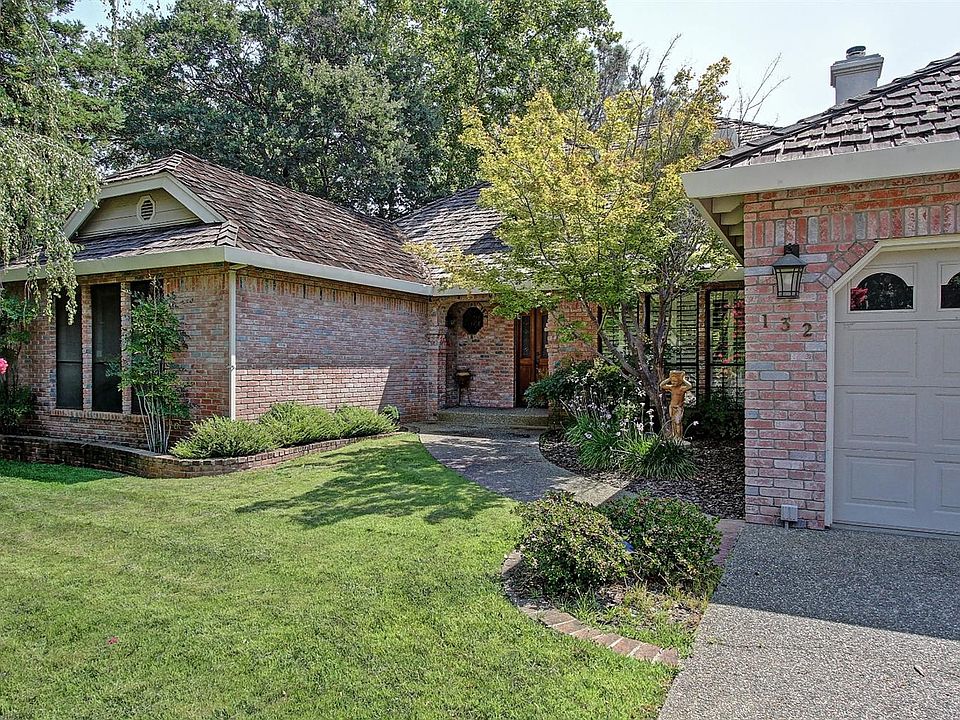 1st image of 132 Lost Creek Dr