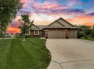 3214 N Pepper Ridge Ct, Wichita, KS 67205