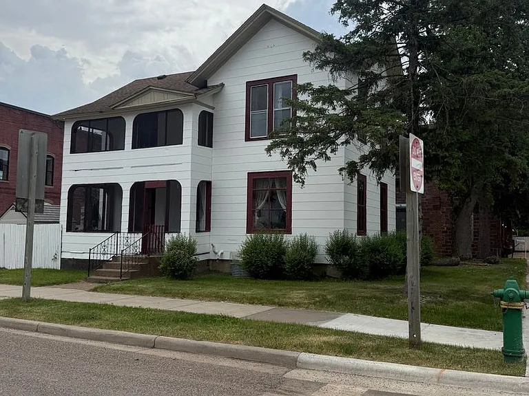 822 N High St — Photo 24