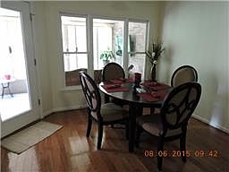5th image of 11 Beechnut Dr