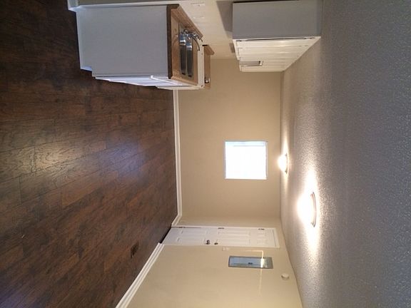 4th image of 2613 21st St