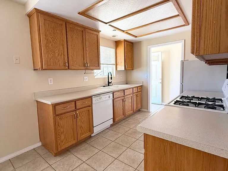 7028 Cholla Ave — Photo 3