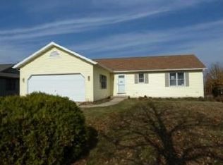 3926 Rieder Rd, Madison, WI 53704