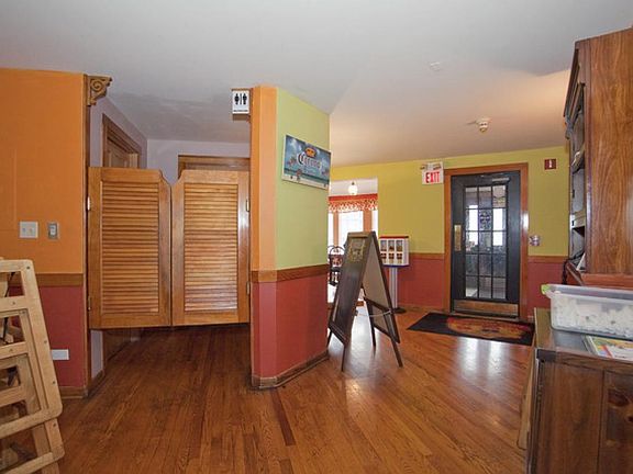 4th image of 24136 W Lockport St
