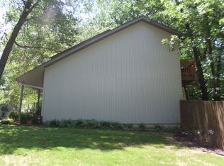 3245 E Belmont St, Springfield, MO 65802