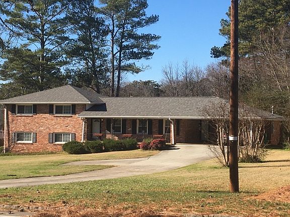 2nd image of 1714 Brockett Rd