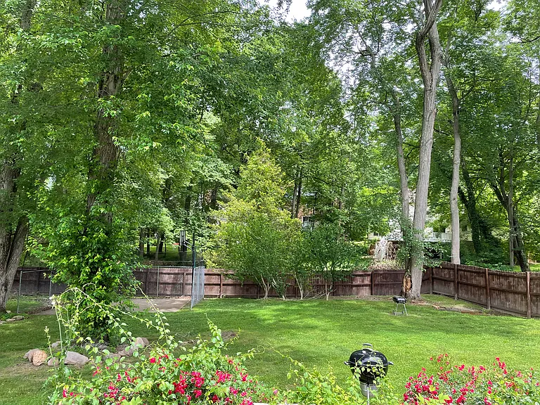 13609 Creekside Dr #1A — Photo 7