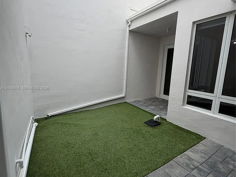 6070 NW 103rd Psge — Photo 13