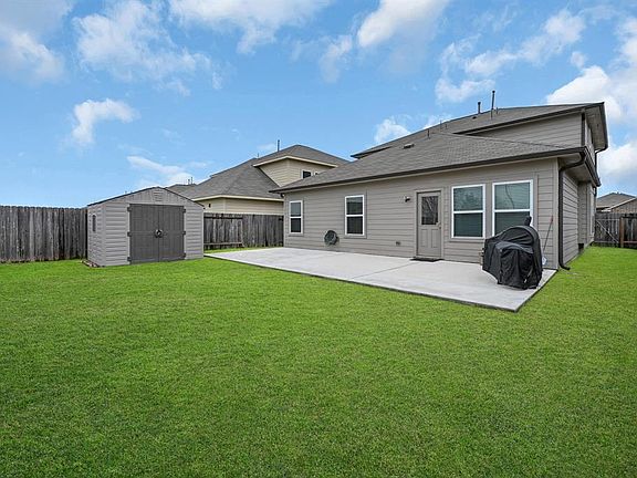 3rd image of 16823 Beretta Bend Dr
