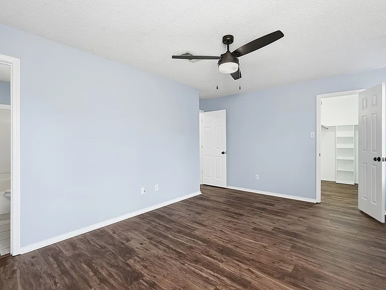1201 Copper Creek Dr — Photo 17