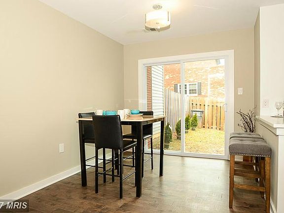 5th image of 4408 Eames Ln