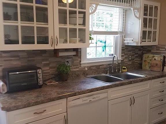 4th image of 482 Sagewood Ter