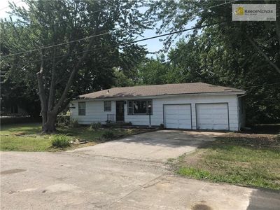 9005 E 35th St, Kansas City, MO, 64129