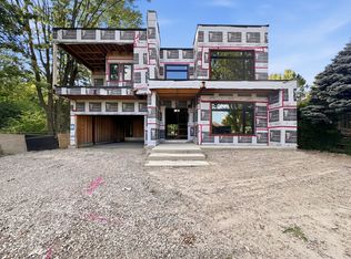 188 Crestwood Rd, Vaughan, ON L4J 1A6