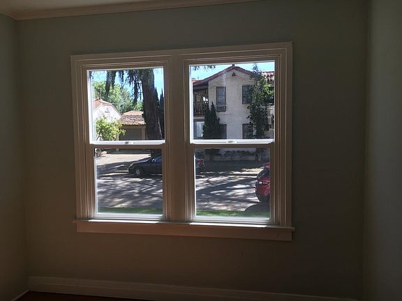4th image of 3801 Edenhurst Ave