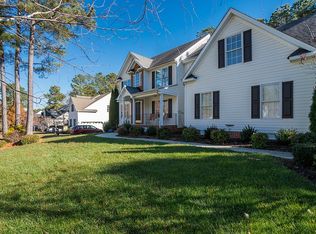14225 Beachmere Dr, Chester, VA 23831