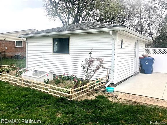 5th image of 5936 Lochleven Dr